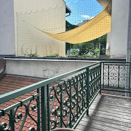 Florianska Gate Luxury Apartments Cracóvia Exterior foto