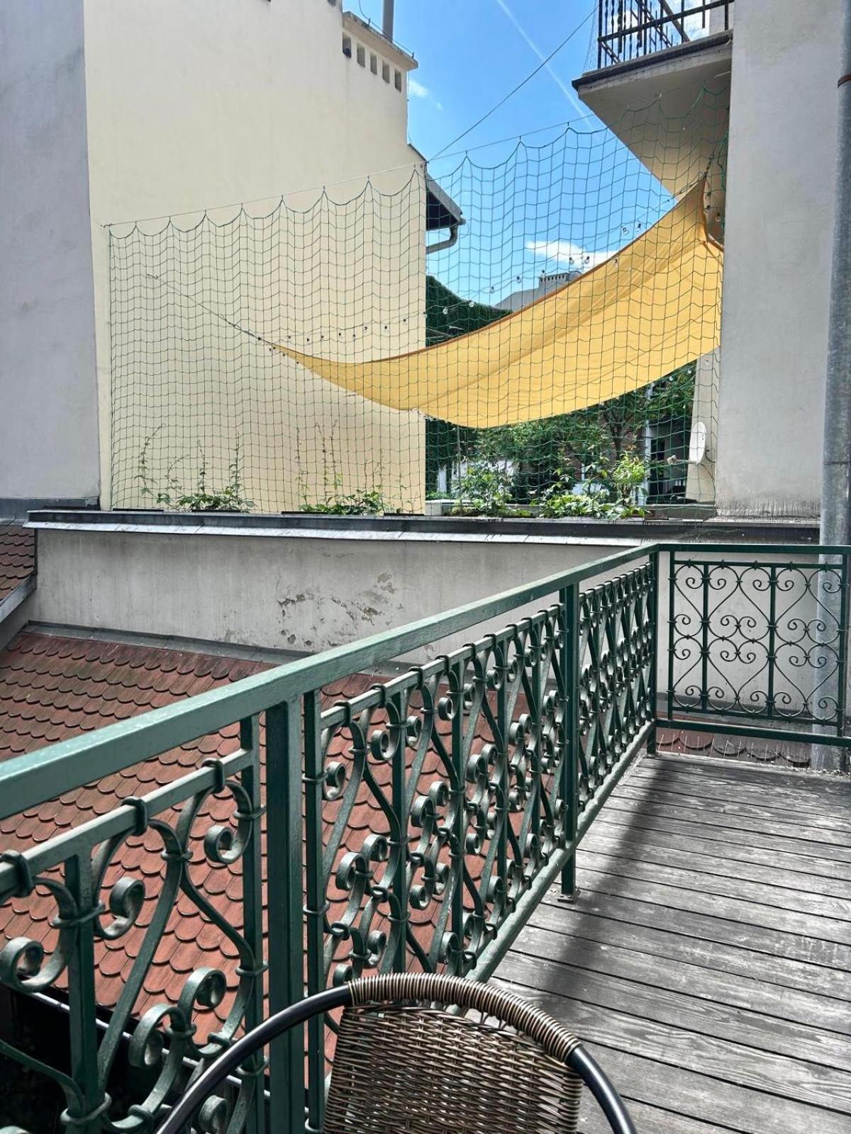 Florianska Gate Luxury Apartments Cracóvia Exterior foto